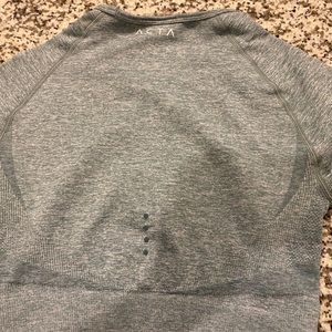 ACTA Seamless Long Sleeve Crop Top & Legacy Leggings Set